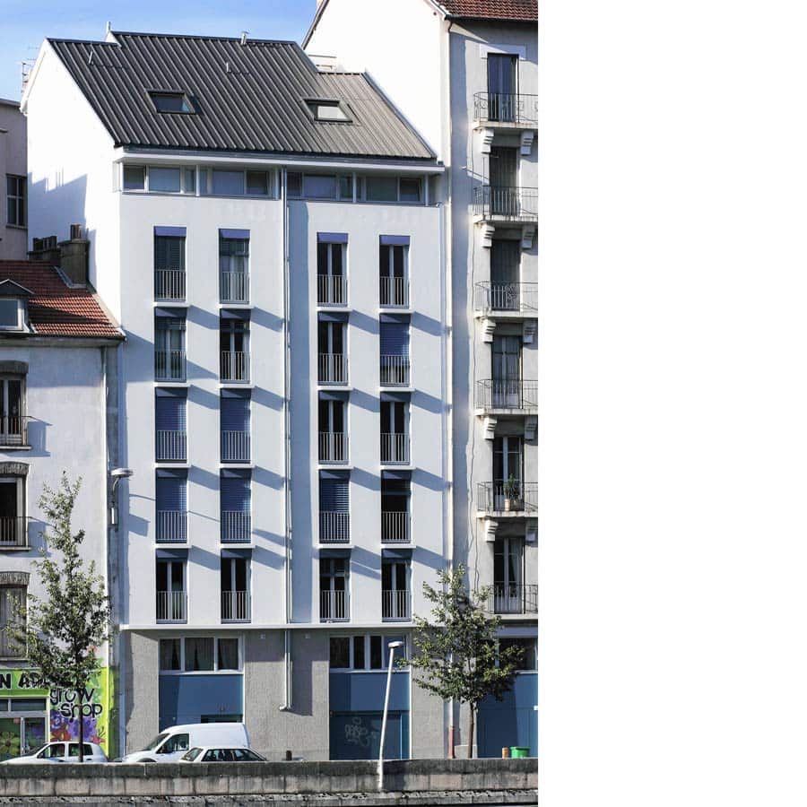 ARCHITECTURE, CHAPUIS ROYER ARCHITECTES, Grenoble, Hypercentre, quai, logements collectifs sociaux